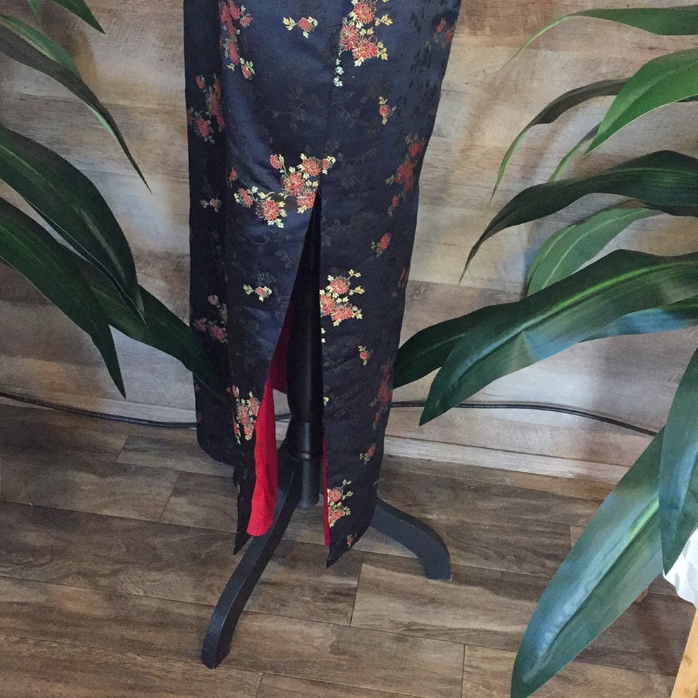 Robbie Bee Oriental Floral Geisha Dress - Picture 5 of 6